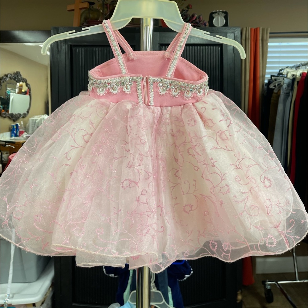 Custom made  dress - Picture 2 of 5